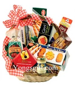 Classic Gourmet Gift Basket  to Japan