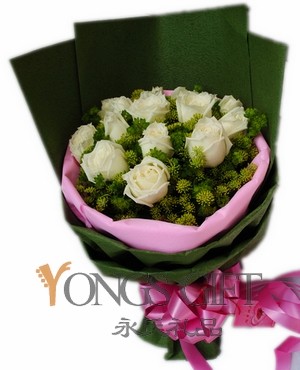 One Dozen White Rose for Happy Birthday to Taiwan