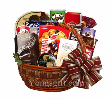 Happy Holiday Goodies Basket