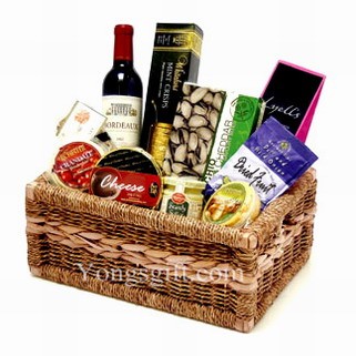 Cheerful Gourmet Basket to Japan