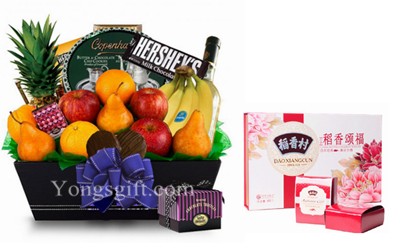 Fruits and Wine Moon Festival Gift Hamper