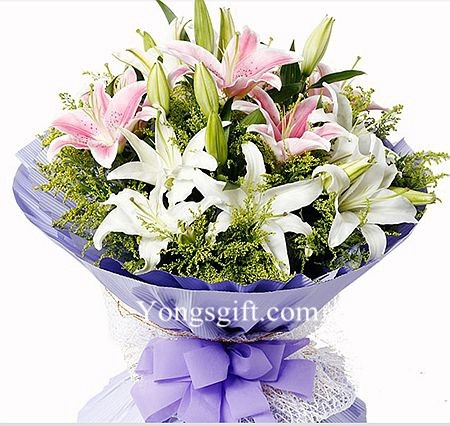 Stunning Pink and White Lilies to Hong Kong