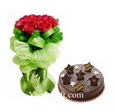 Exclusive Red Rose and Chocolate Cake to Korea 