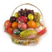 Classic Fruit Gift Basket to Taiwan